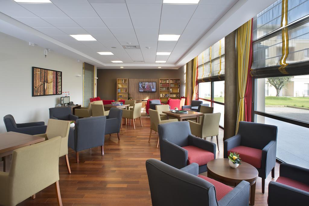 Domitys Les Cigales Du Luberon Aparthotel Cavaillon Luaran gambar