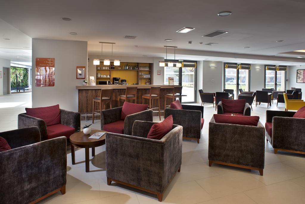 Domitys Les Cigales Du Luberon Aparthotel Cavaillon Luaran gambar