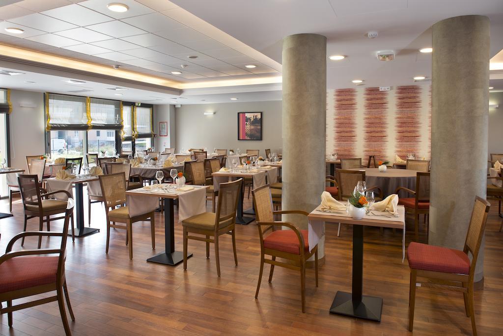 Domitys Les Cigales Du Luberon Aparthotel Cavaillon Luaran gambar